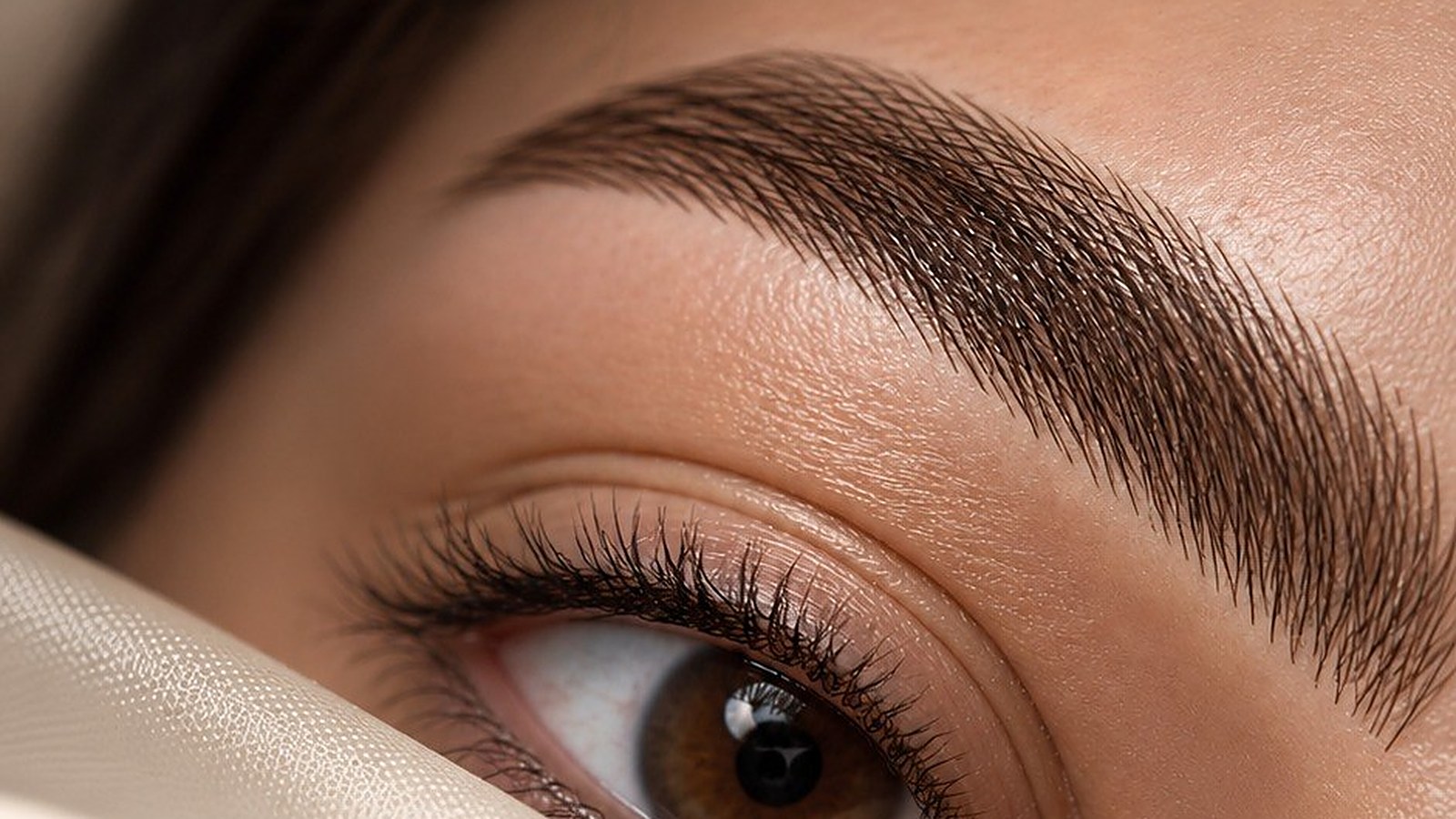 Sao Paulo Microblading natural brows